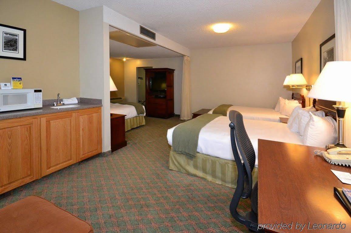Dinosaur Inn & Suites เวอร์นอล ภายนอก รูปภาพ